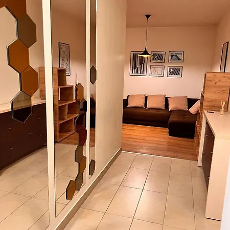 Διαμέρισμα Cozy With Private Parking *