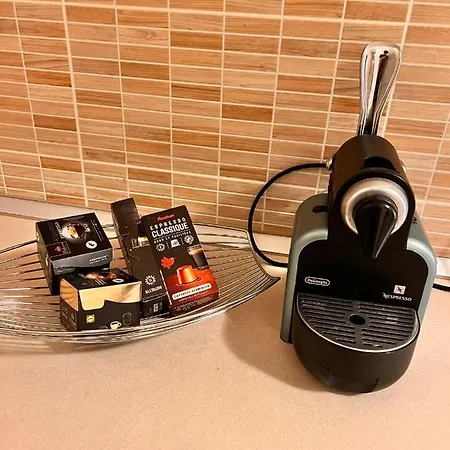 Cozy With Private Parking